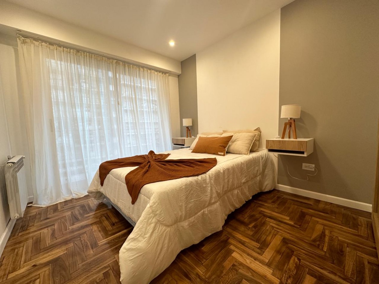 Departamento 3 ambientes a la calle con balcon