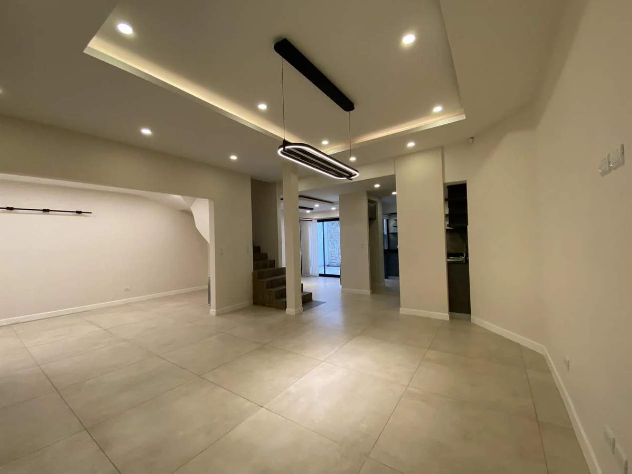 Casa 4 ambientes