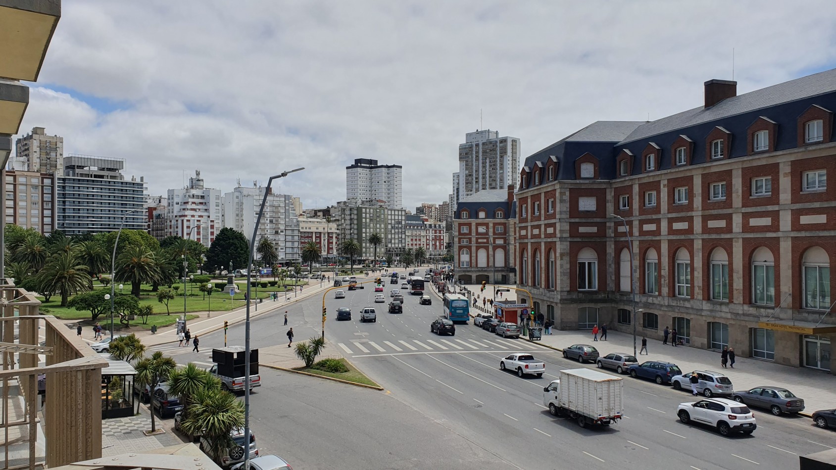 Departamento de 1 ambiente en segundo piso