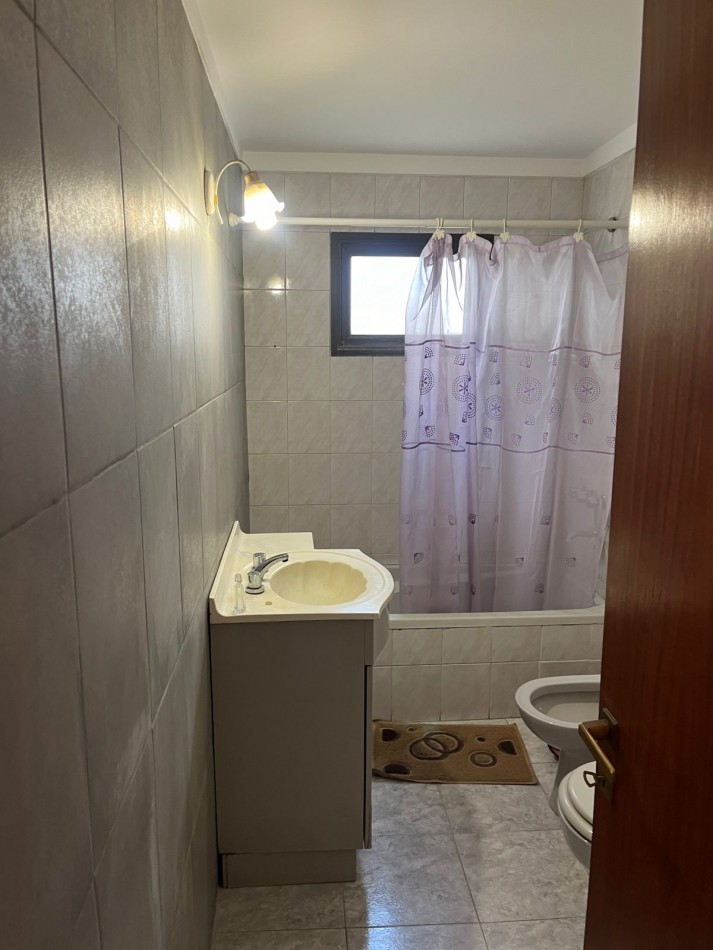 Departamento dos ambientes con balcon