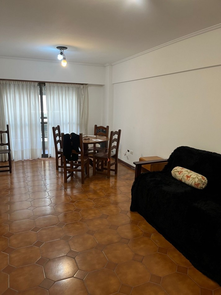 Departamento dos ambientes con balcon