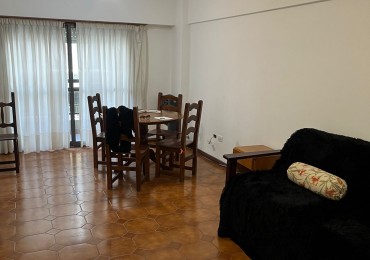 Departamento dos ambientes con balcon